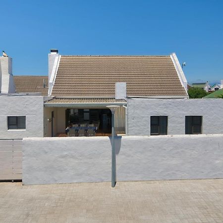 Struisbaai Holiday Home Экстерьер фото